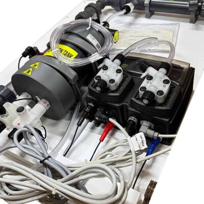 Chlordioxid-Generator EMEC LOTUS EASY 20 g/h, ein System zur Erzeugung, Dosierung und Überwachung von Chlordioxid zur Wasserdesinfektion