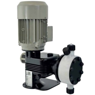 Мембранный дозирующий насос EMEC серии PRIUS D 50 Hz 12-1000 л/ч, 10-5 бар